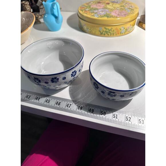 Yokohama Studio Blue White Floral Hand Painted Bowl Set of 2 - Picture 6 of 9